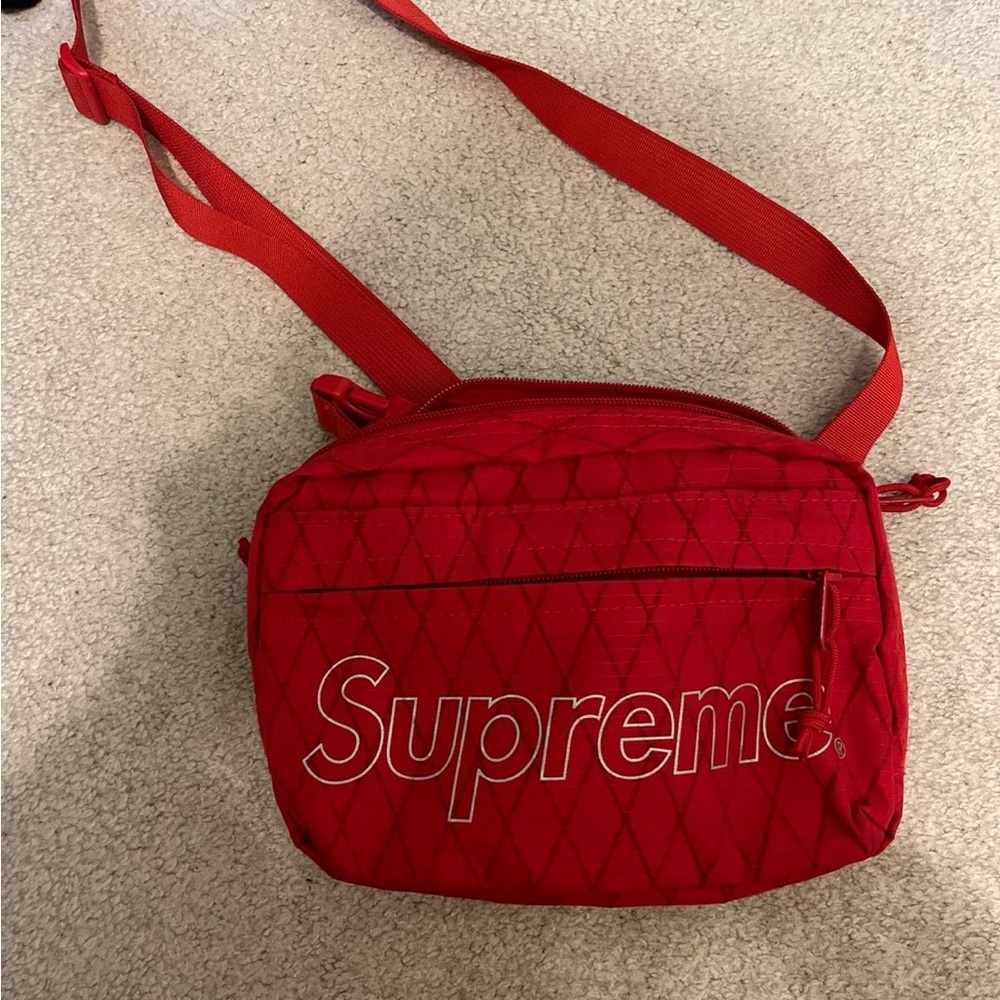 Supreme shoulder bag
